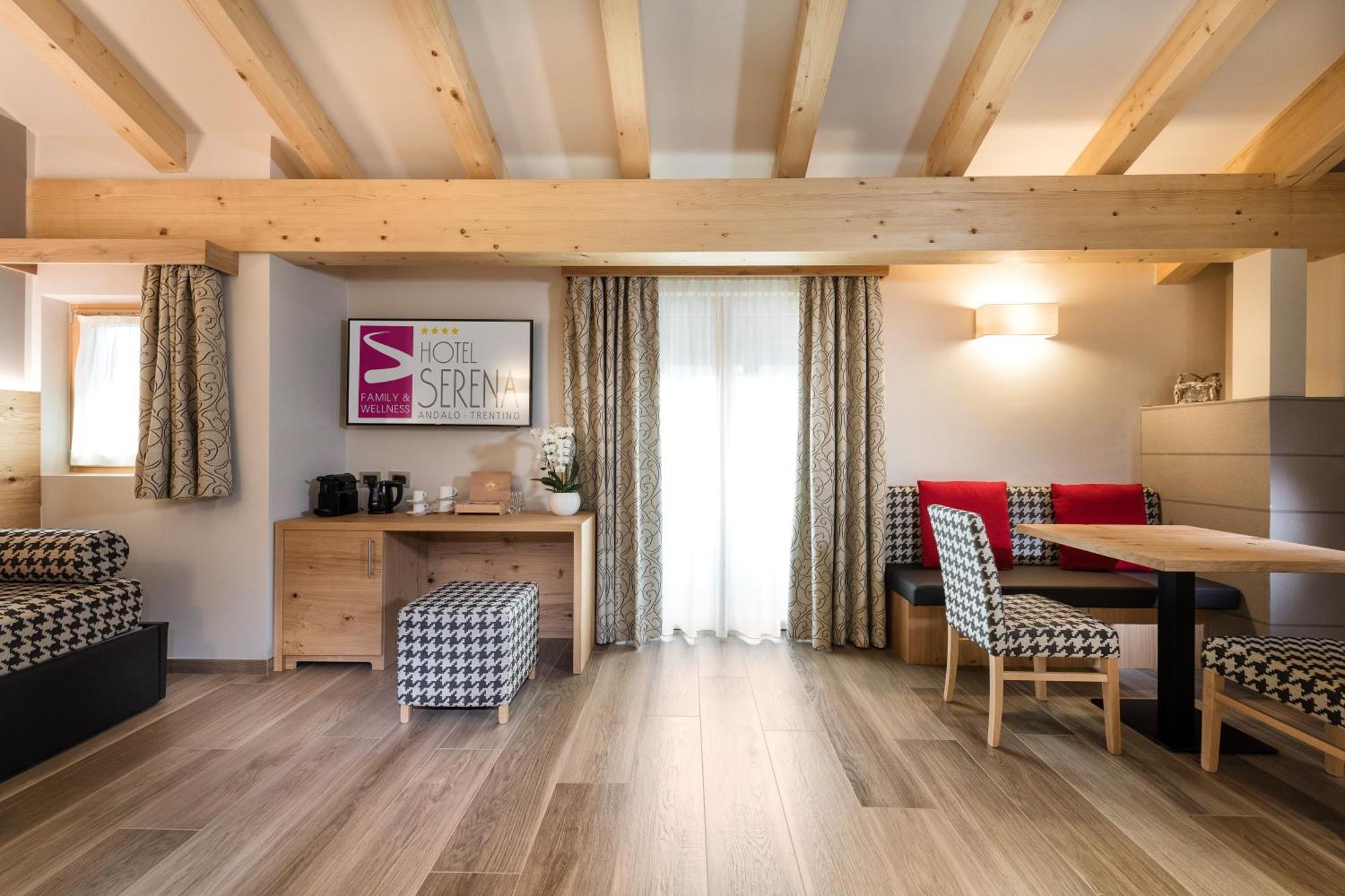 Family Hotel Serena อันดาโล ภายนอก รูปภาพ