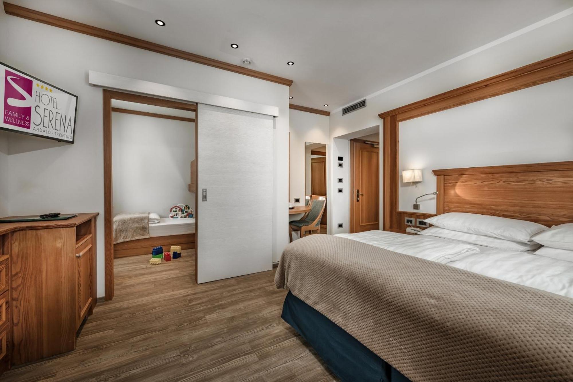 Family Hotel Serena อันดาโล ภายนอก รูปภาพ