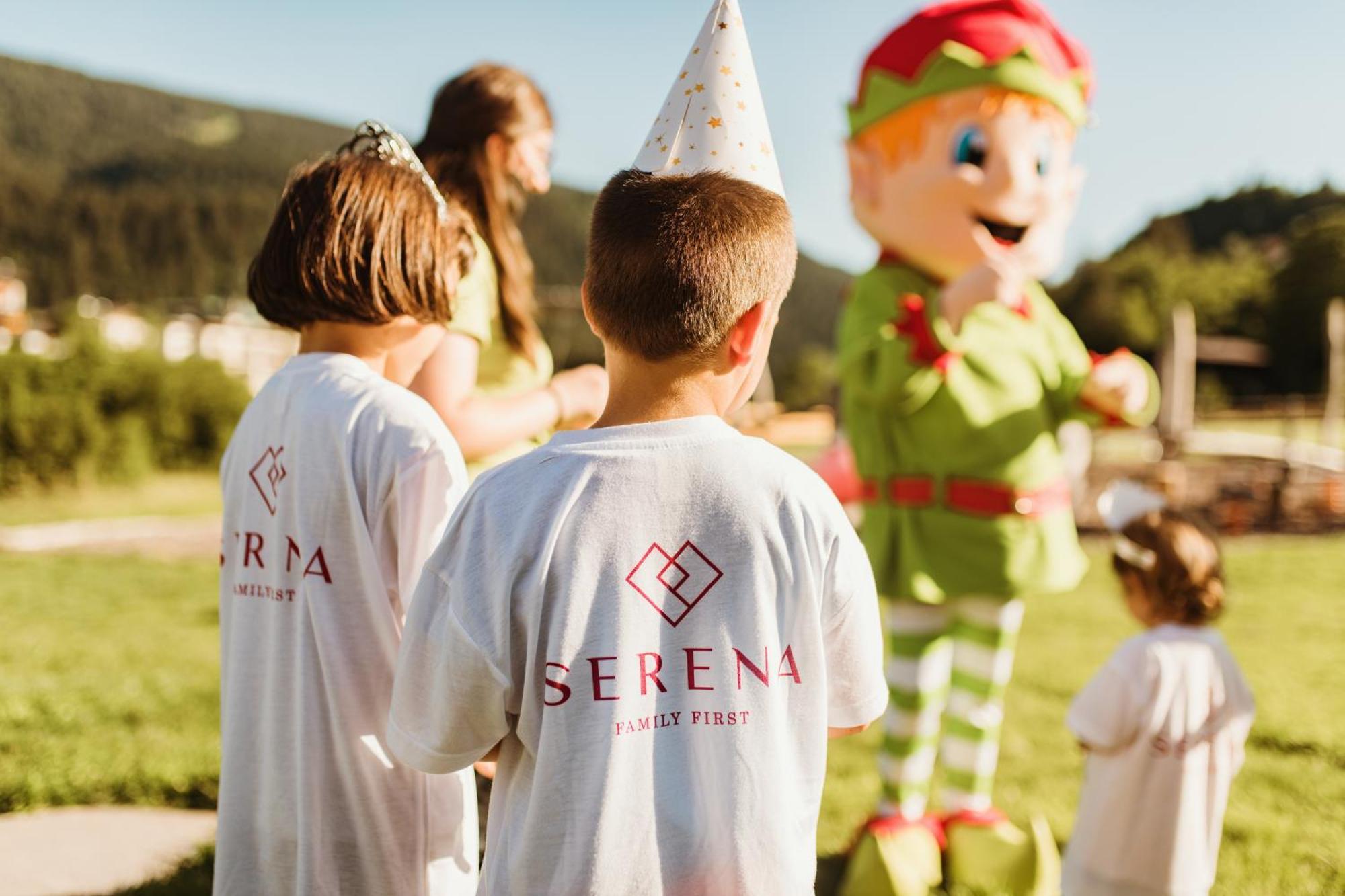 Family Hotel Serena อันดาโล ภายนอก รูปภาพ